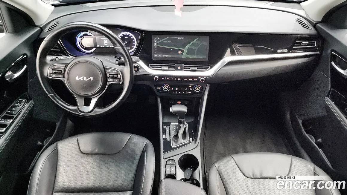 Kia Niro — фото 6