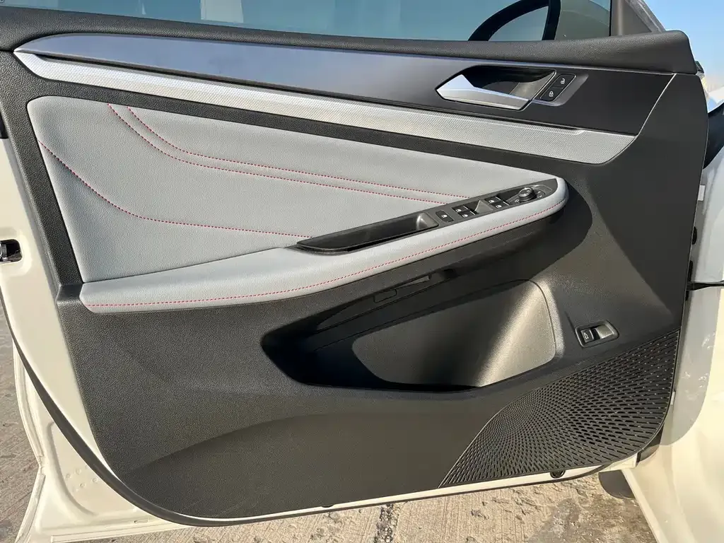 Volkswagen Lamando 2022 из CN, фото 10