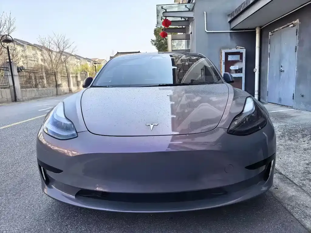 Tesla Model 3 — фото 5