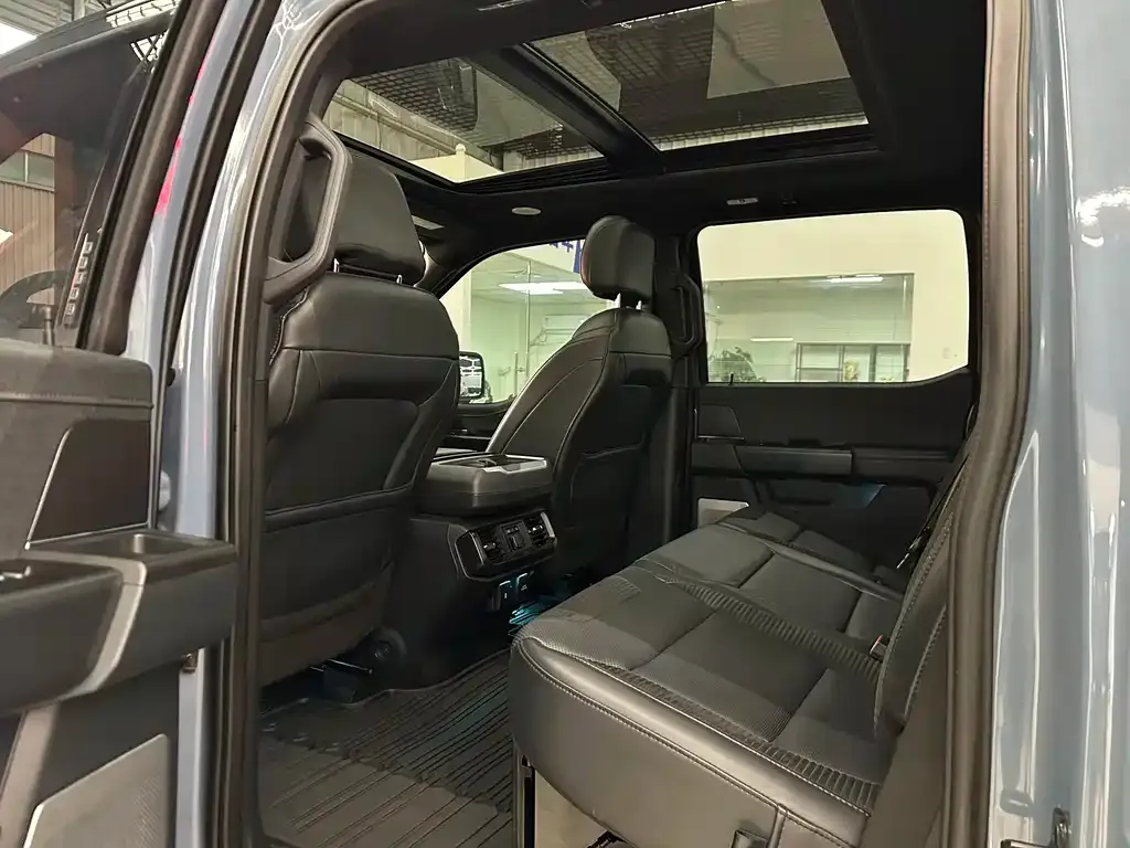 Ford F-150 Raptor 2025 из CN, фото 6