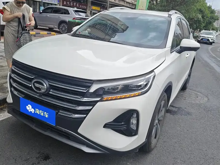 GAC Motor Trumpchi GS4
