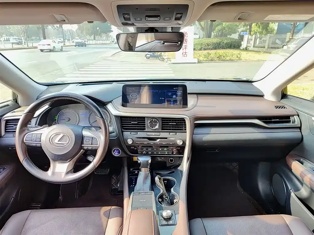Lexus RX — фото 2