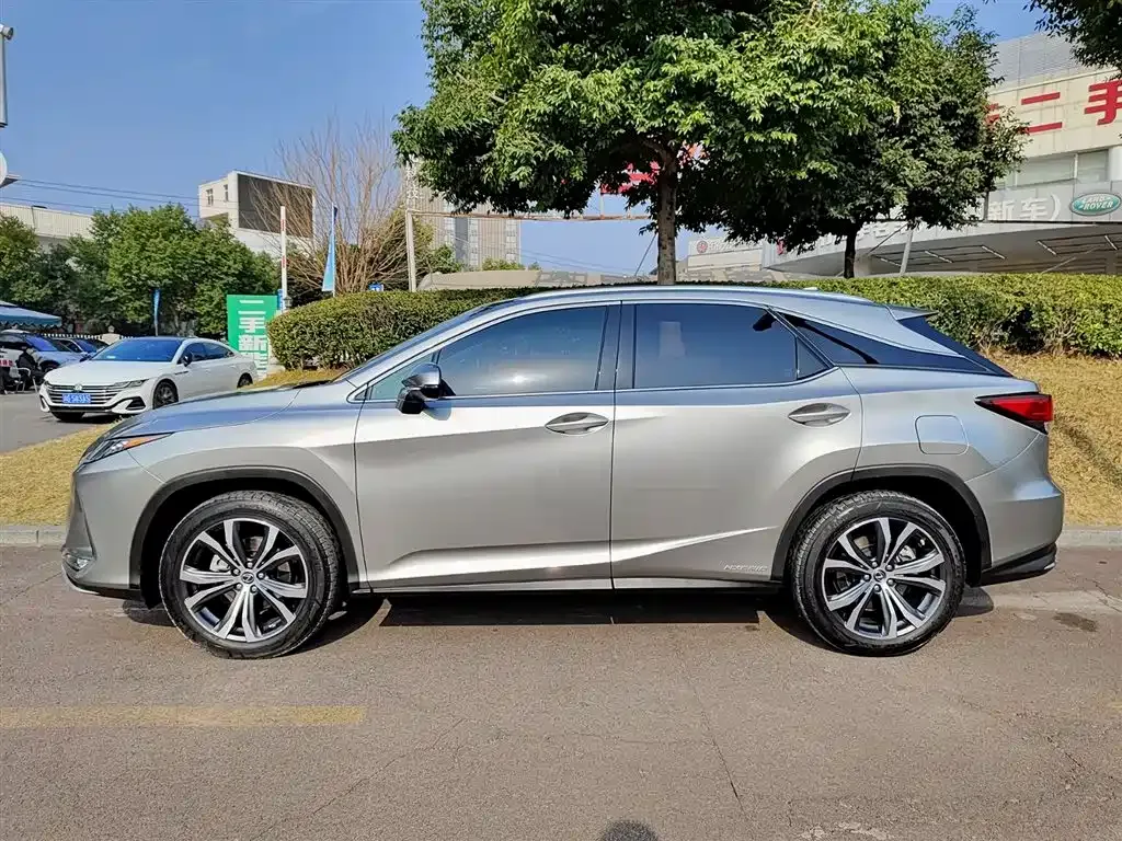 Lexus RX — фото 8