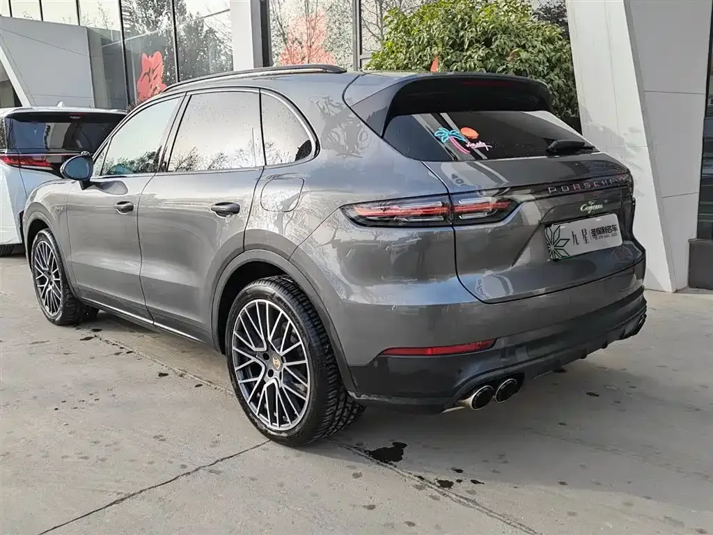 Porsche Cayenne Hybrid 2021 из CN, фото 3