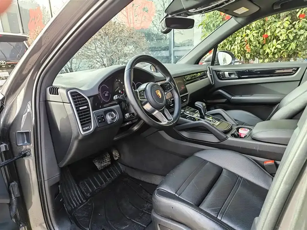 Porsche Cayenne Hybrid 2021 из CN, фото 4