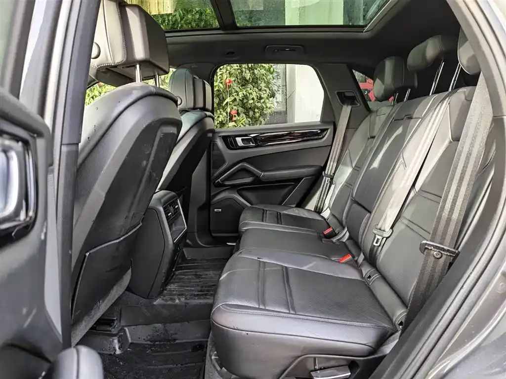 Porsche Cayenne Hybrid 2021 из CN, фото 6