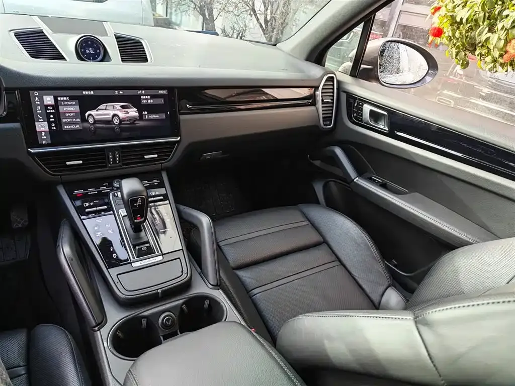 Porsche Cayenne Hybrid 2021 из CN, фото 7