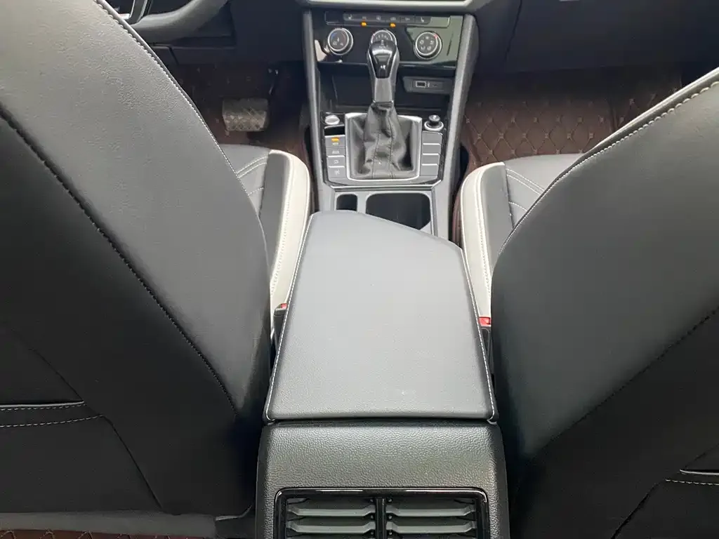 Jetta VA7 2025 из CN, фото 2
