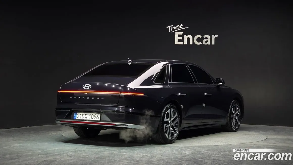 Hyundai Grandeur 2023 из KR, фото 4