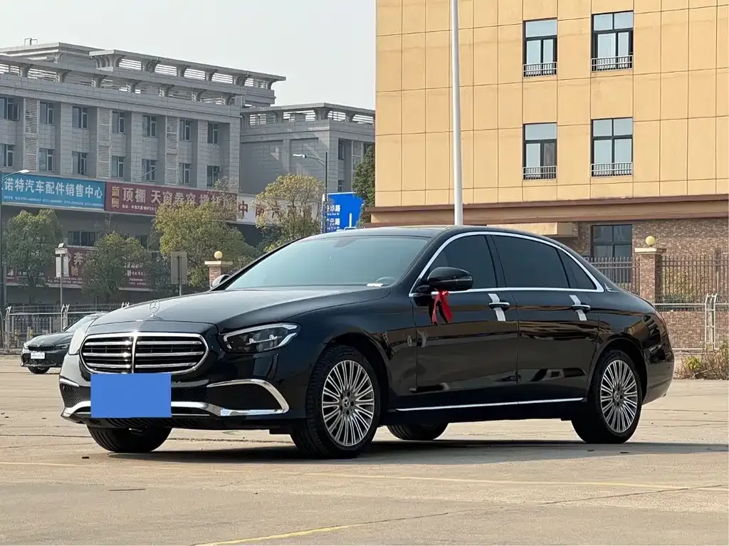 Mercedes-Benz E-Class 2022 из CN, фото 1