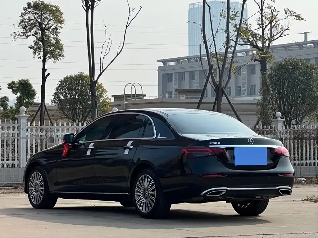 Mercedes-Benz E-Class 2022 из CN, фото 5