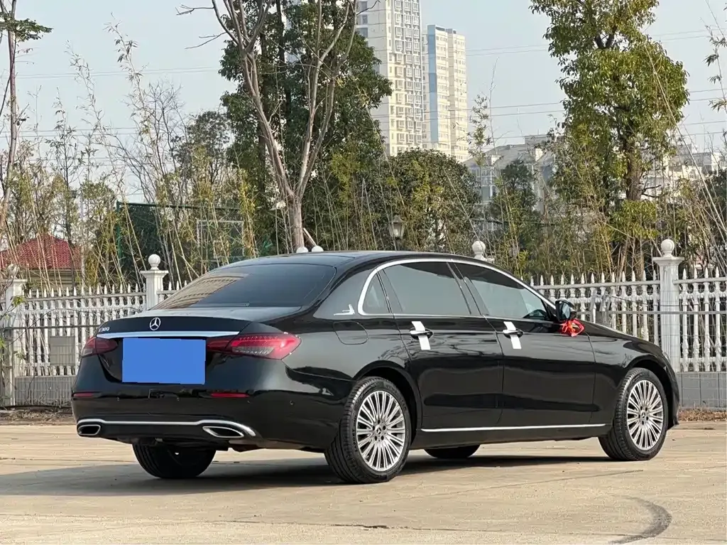 Mercedes-Benz E-Class 2022 из CN, фото 8