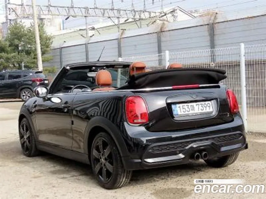 Mini Cooper Convertible — фото 9