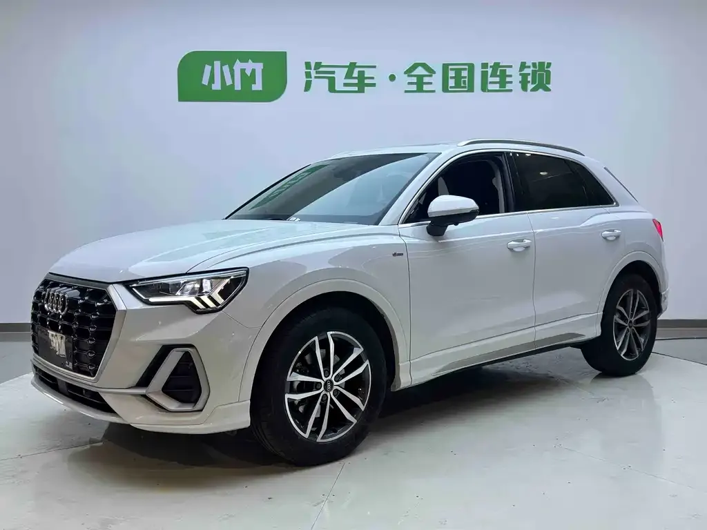 Audi Q3 2023 из CN, фото 1