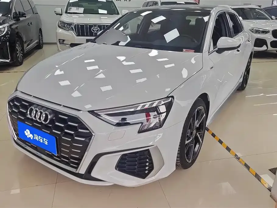 Audi A3 2022 из CN, фото 1