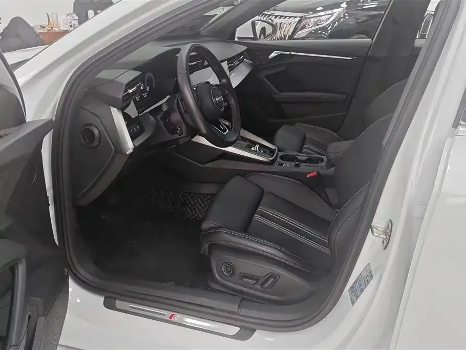 Audi A3 2022 из CN, фото 9