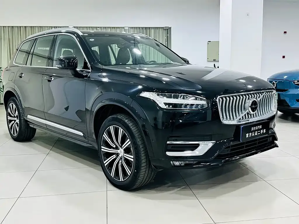 Volvo XC90 — фото 7