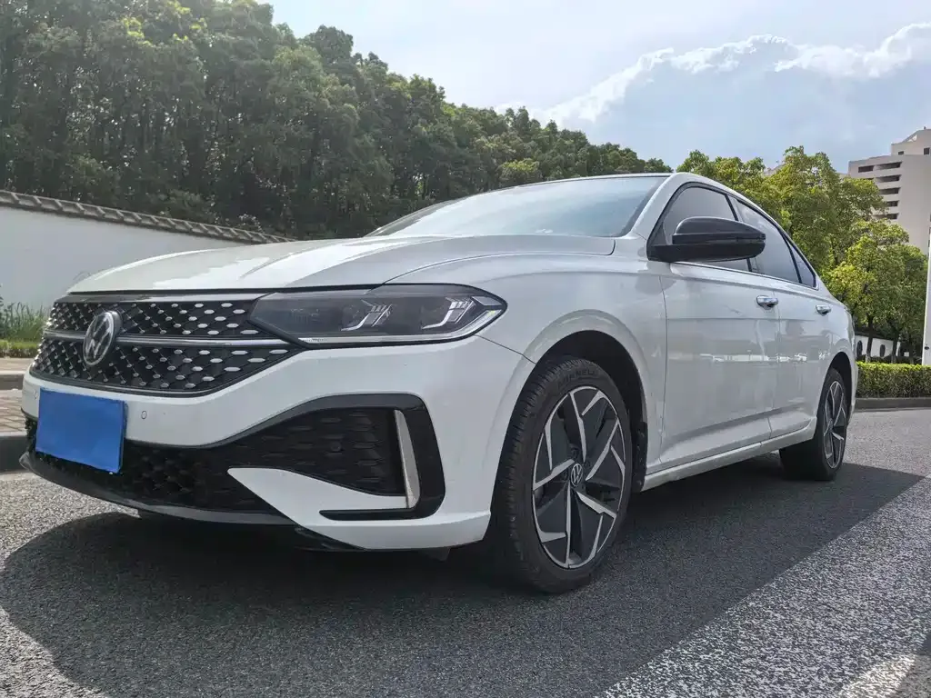 Volkswagen Lavida 2022 из CN, фото 1
