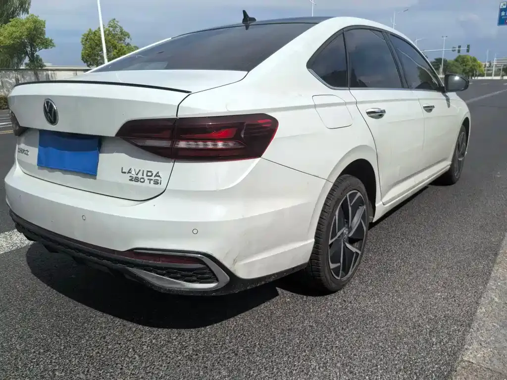 Volkswagen Lavida 2022 из CN, фото 7