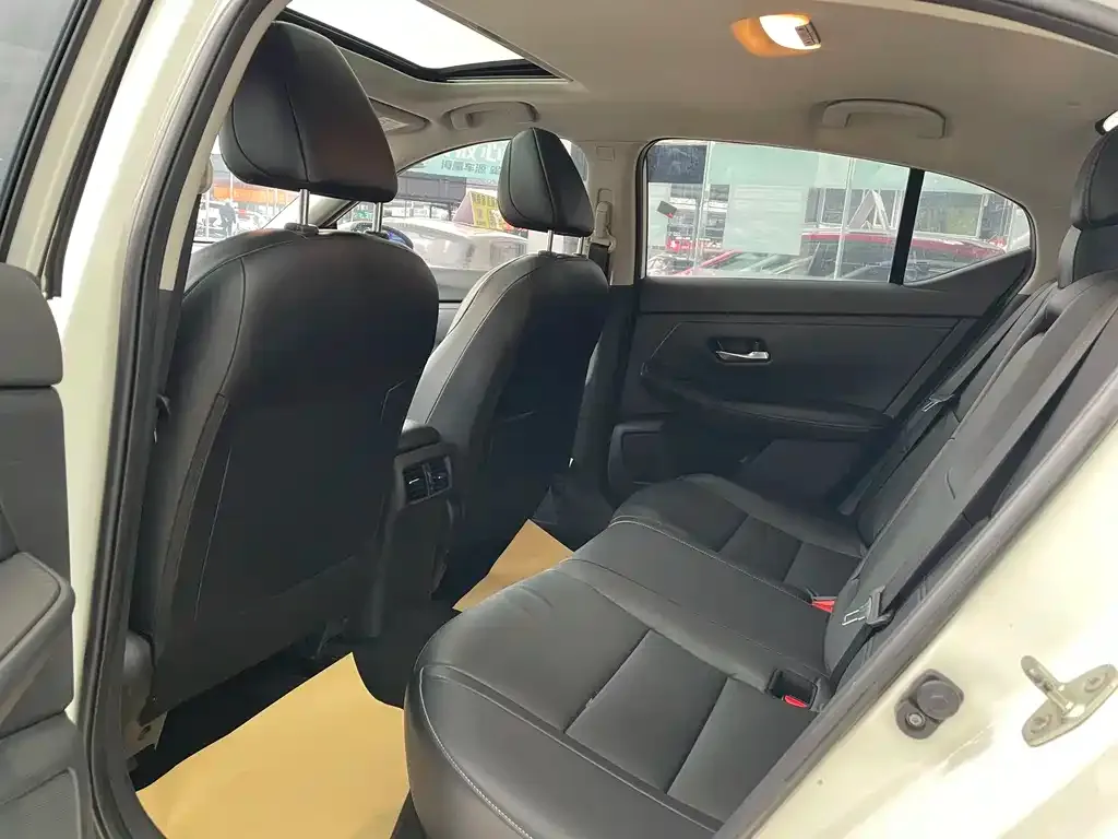 Nissan Sylphy 2021 из CN, фото 2