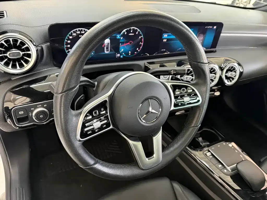 Mercedes-Benz A-Class 2021 из CN, фото 10
