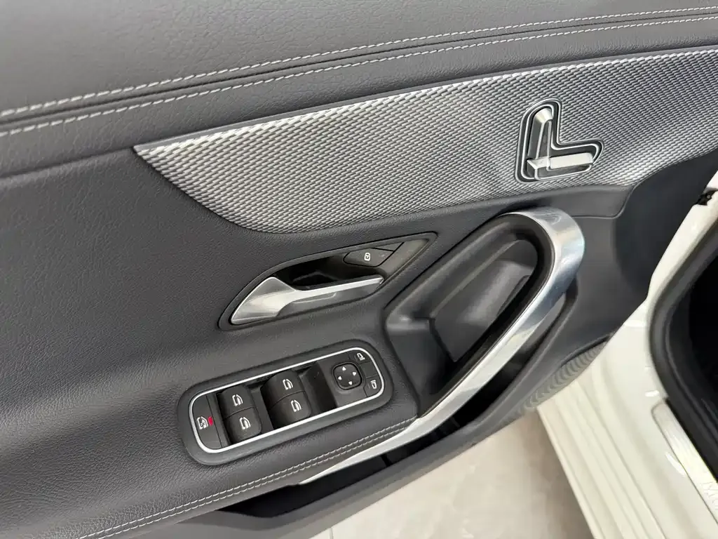 Mercedes-Benz A-Class 2021 из CN, фото 9