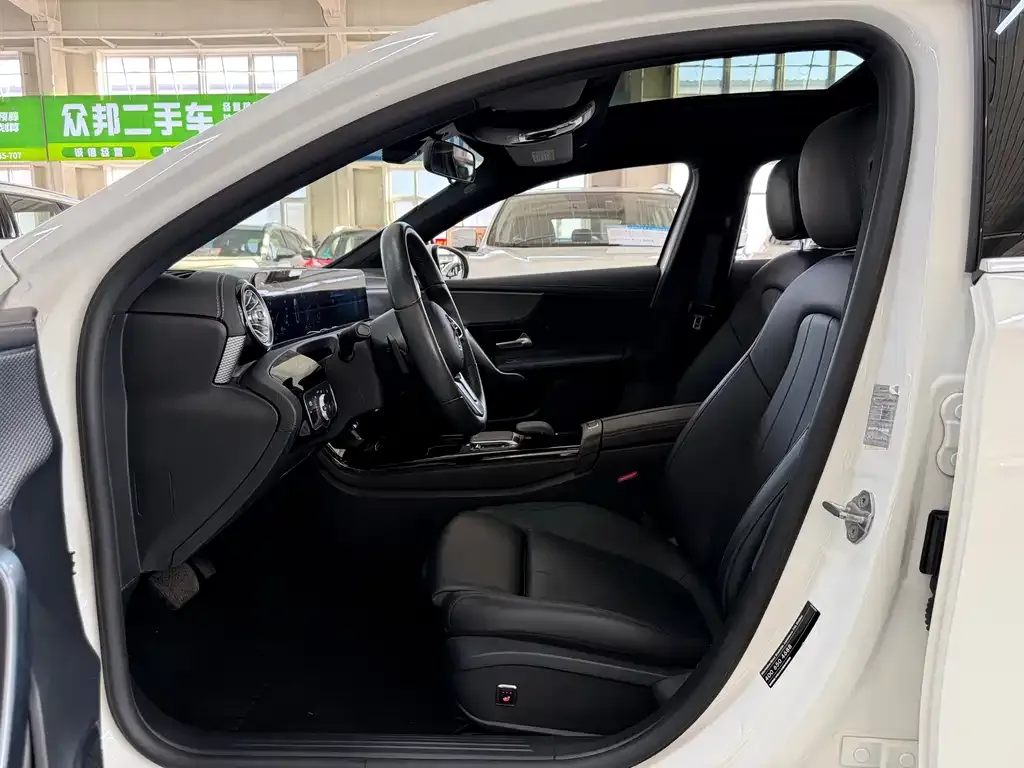 Mercedes-Benz A-Class 2021 из CN, фото 2