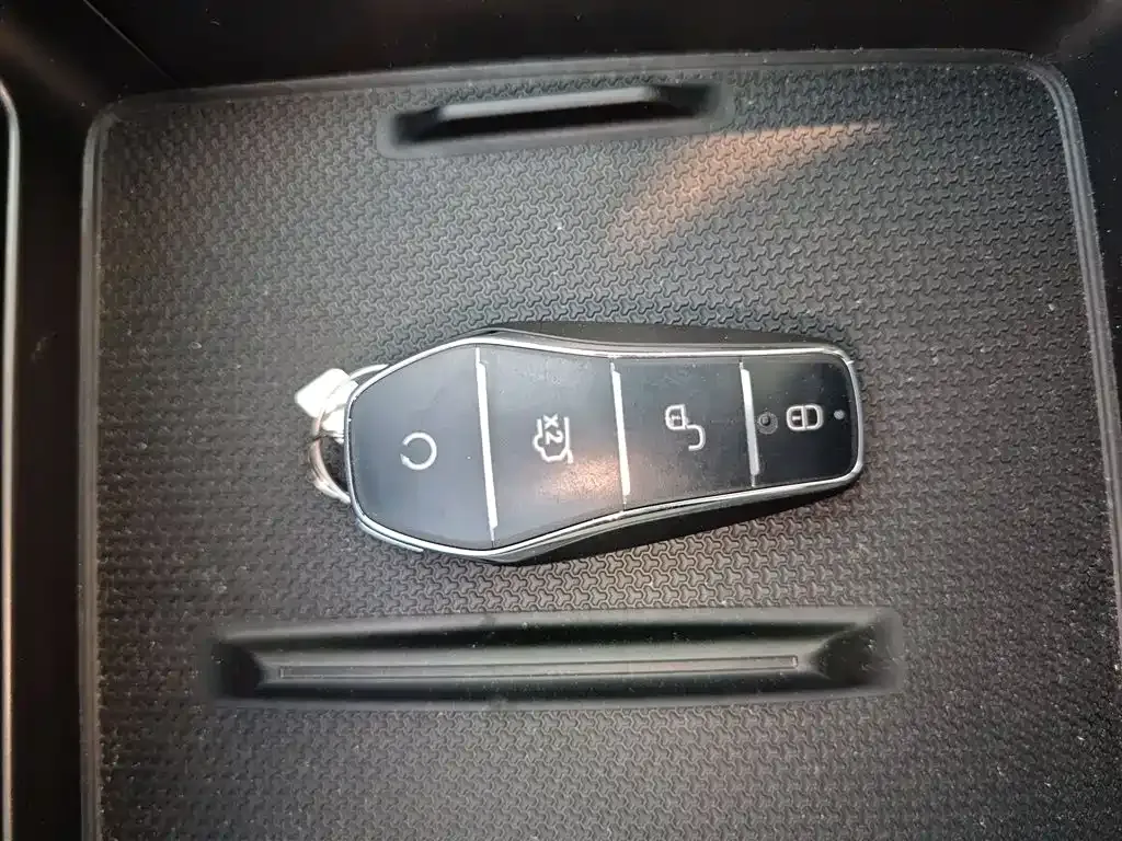 BYD Qin PLUS 2025 из CN, фото 10