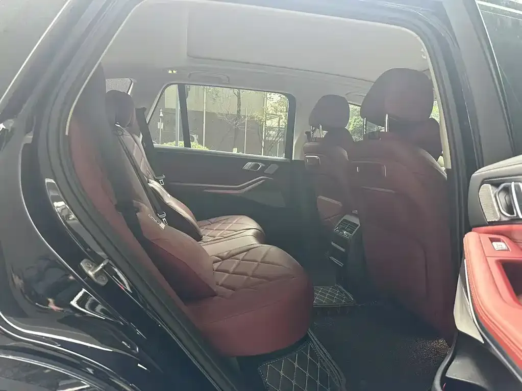 BMW X5 2024 из CN, фото 2