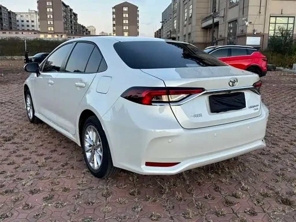 Toyota Corolla 2021 из CN, фото 2