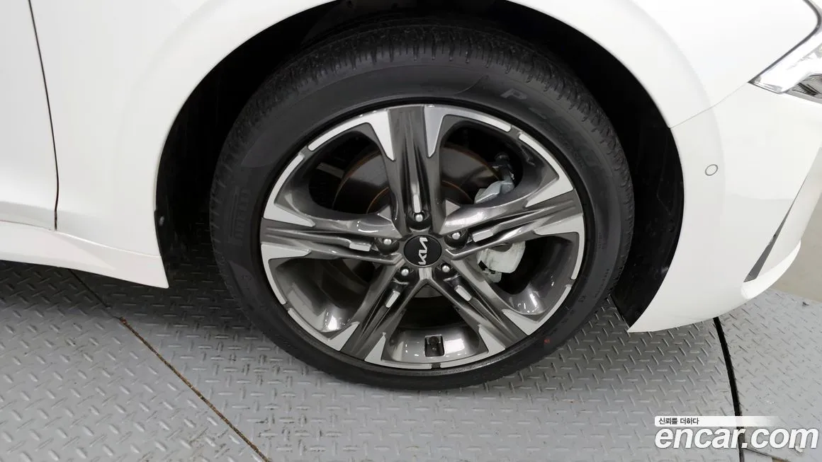 Kia K5 2023 из KR, фото 10