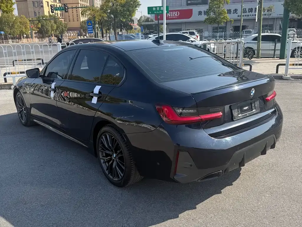 BMW 3 Series 2023 из CN, фото 8