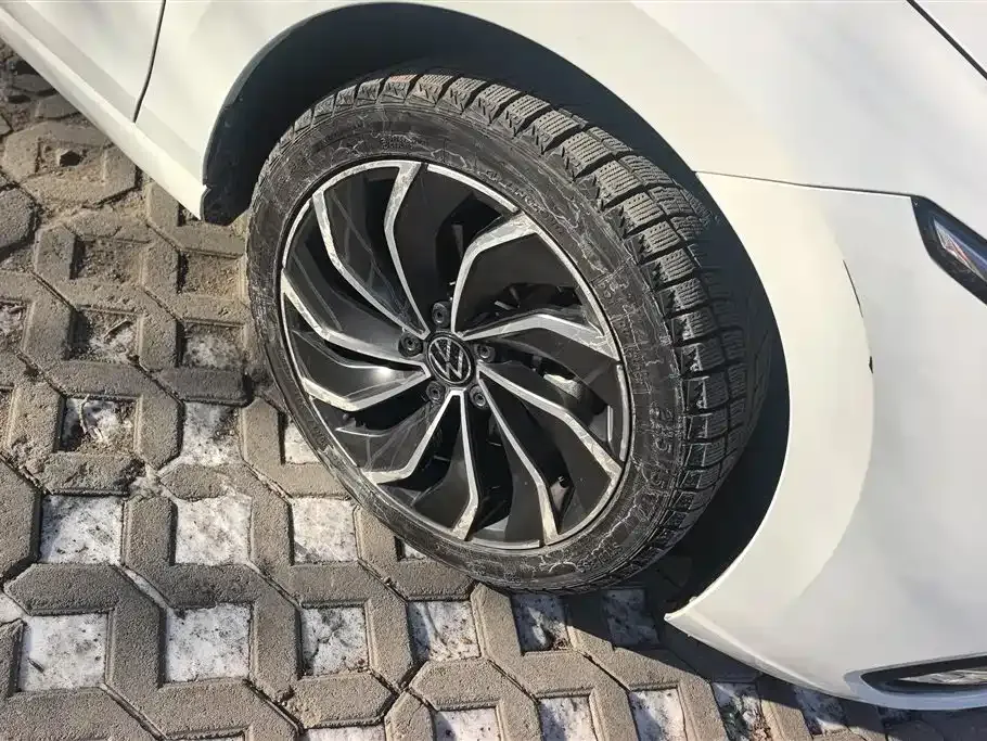 Volkswagen Golf 2022 из CN, фото 10