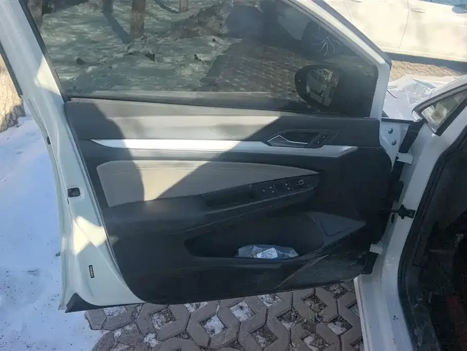Volkswagen Golf 2022 из CN, фото 4