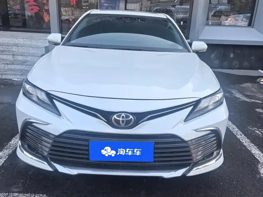 Toyota Camry 2023 из CN, фото 3