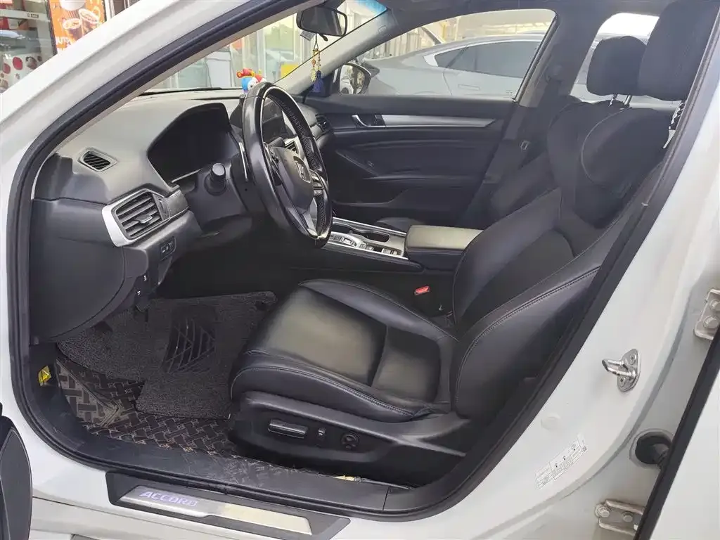 Honda Accord 2021 из CN, фото 3