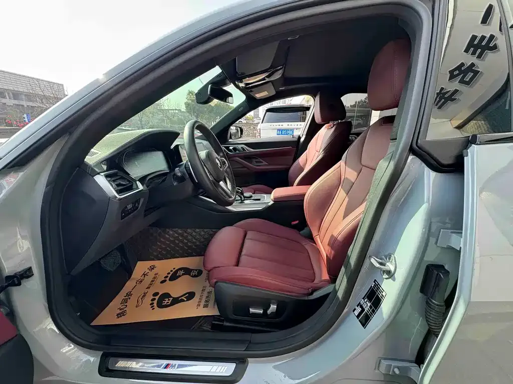 BMW 4 Series 2023 из CN, фото 3