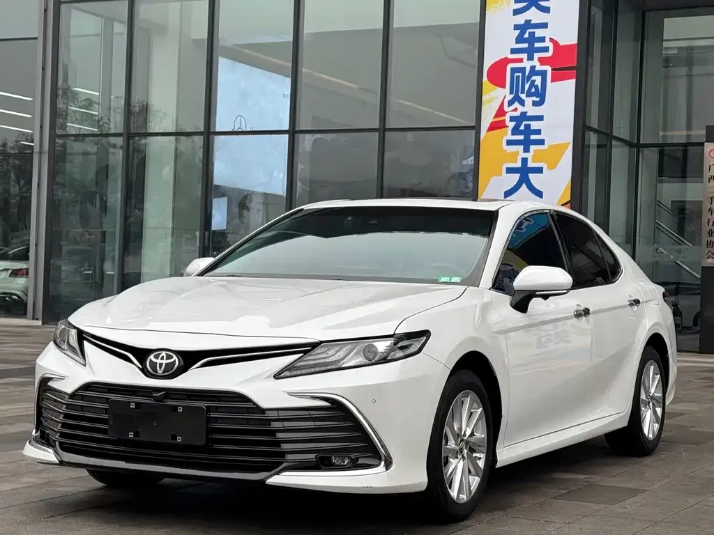 Toyota Camry 2022 из CN, фото 1
