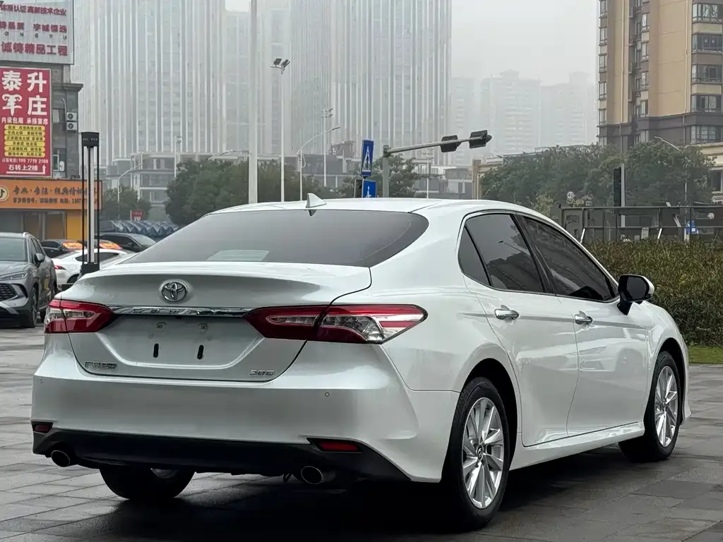 Toyota Camry 2022 из CN, фото 3