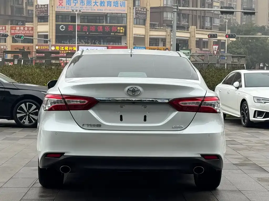 Toyota Camry 2022 из CN, фото 5