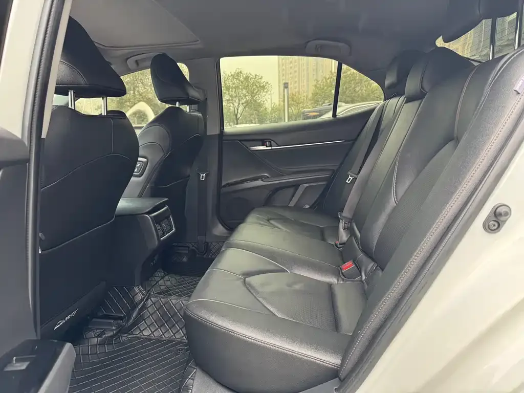 Toyota Camry 2022 из CN, фото 8