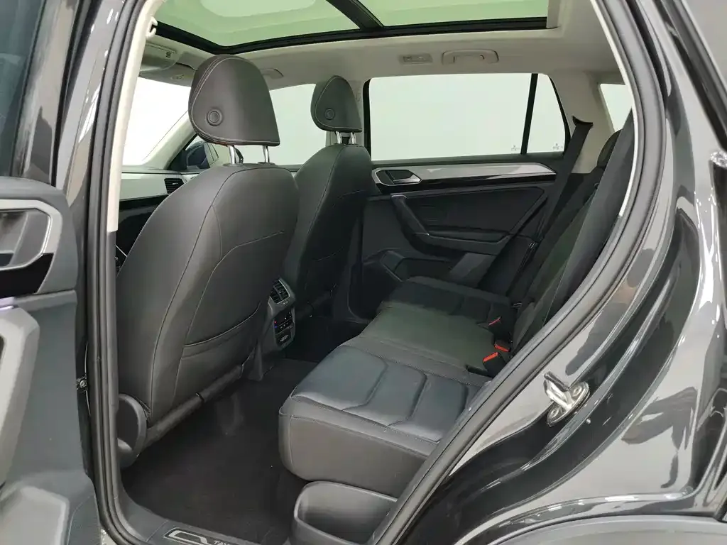 Volkswagen Tayron 2022 из CN, фото 7