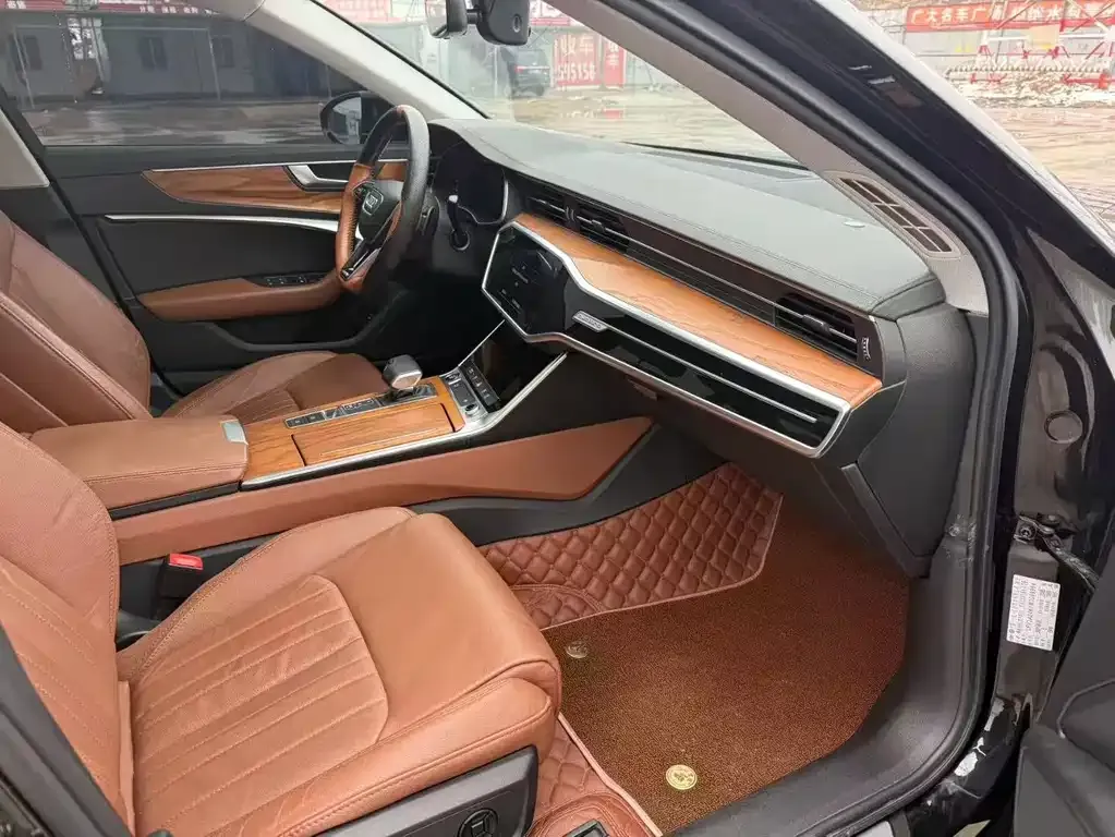 Audi A6L 2021 из CN, фото 5