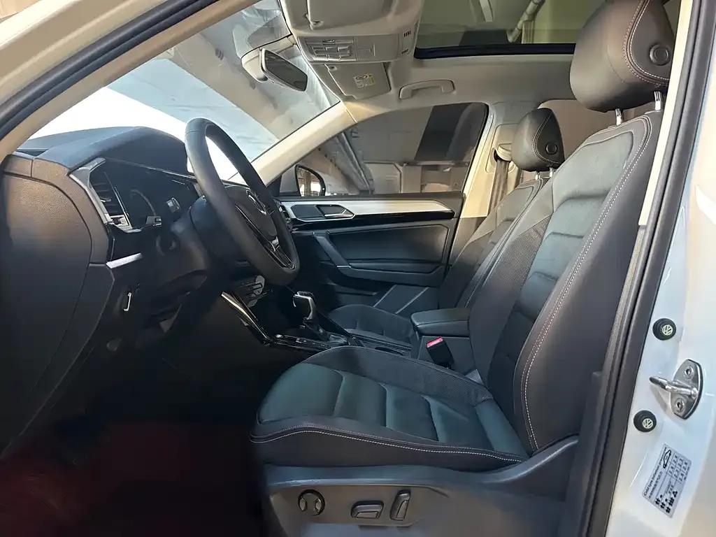 Volkswagen Tayron 2021 из CN, фото 2