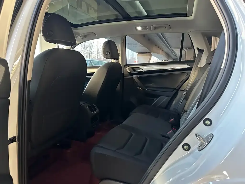Volkswagen Tayron 2021 из CN, фото 7
