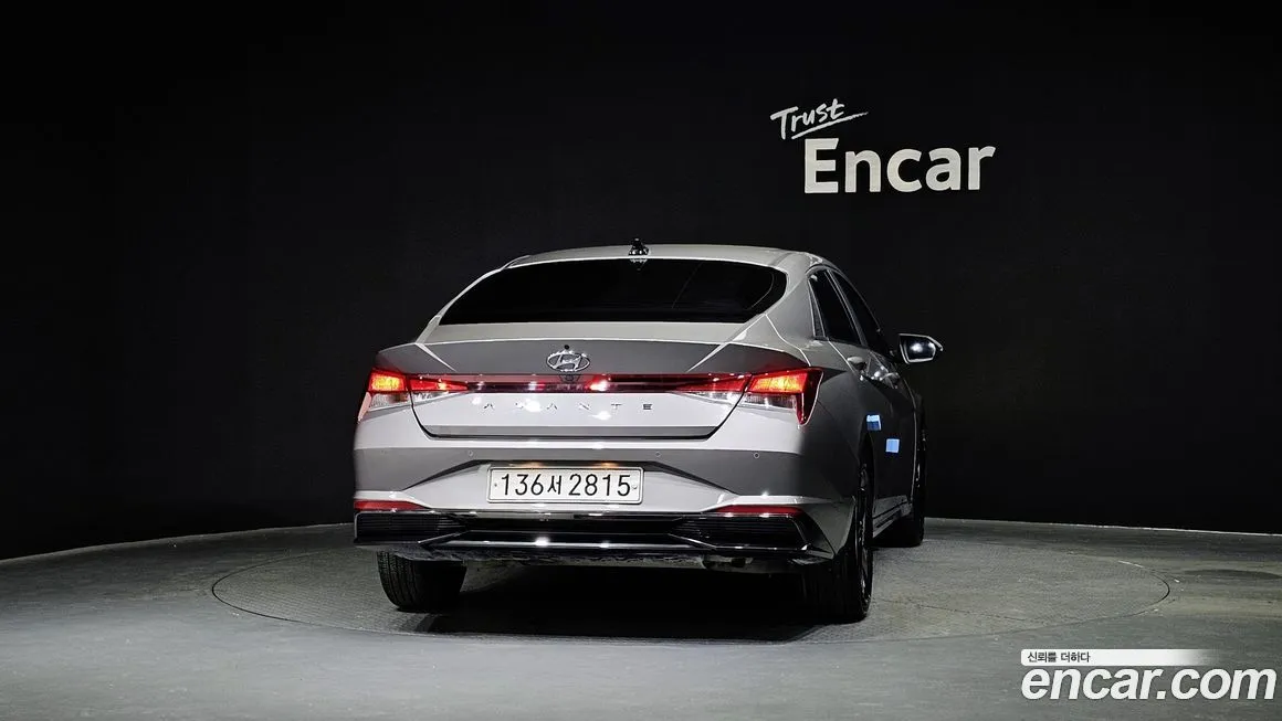 Hyundai AVANTE — фото 2