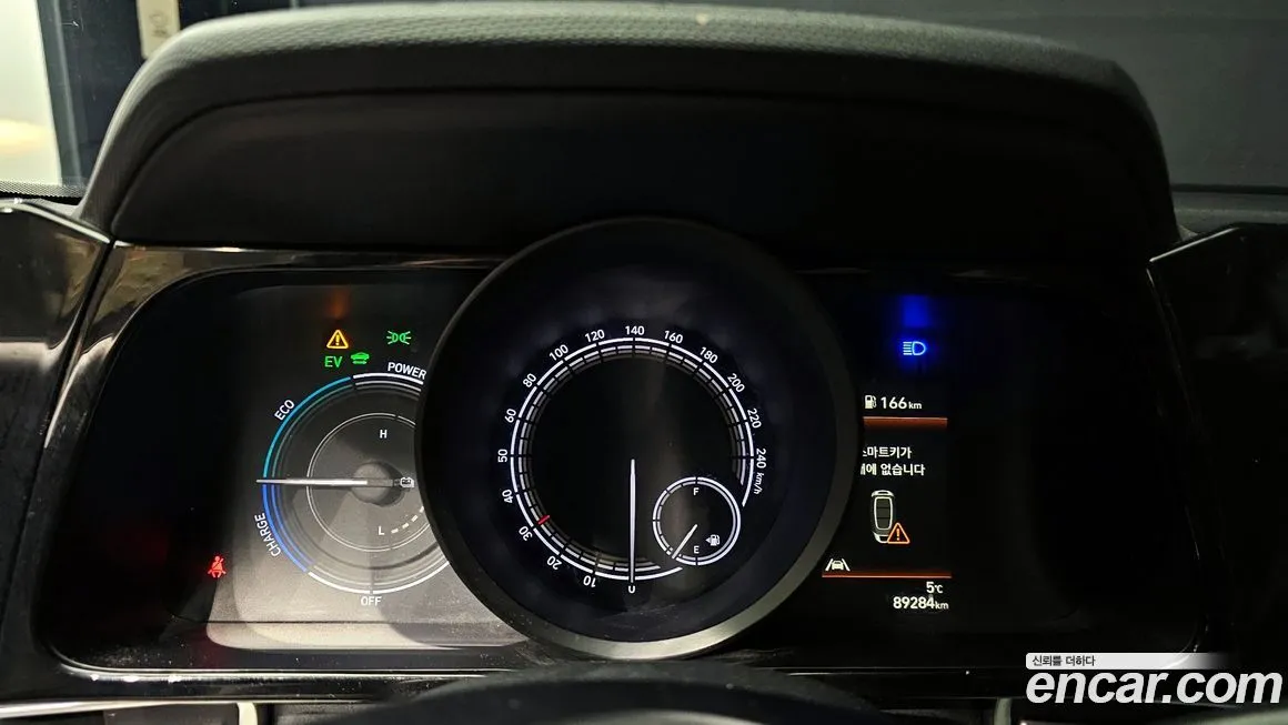 Hyundai AVANTE — фото 9