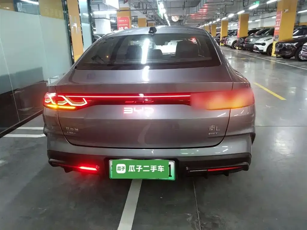 BYD Qin L — фото 8