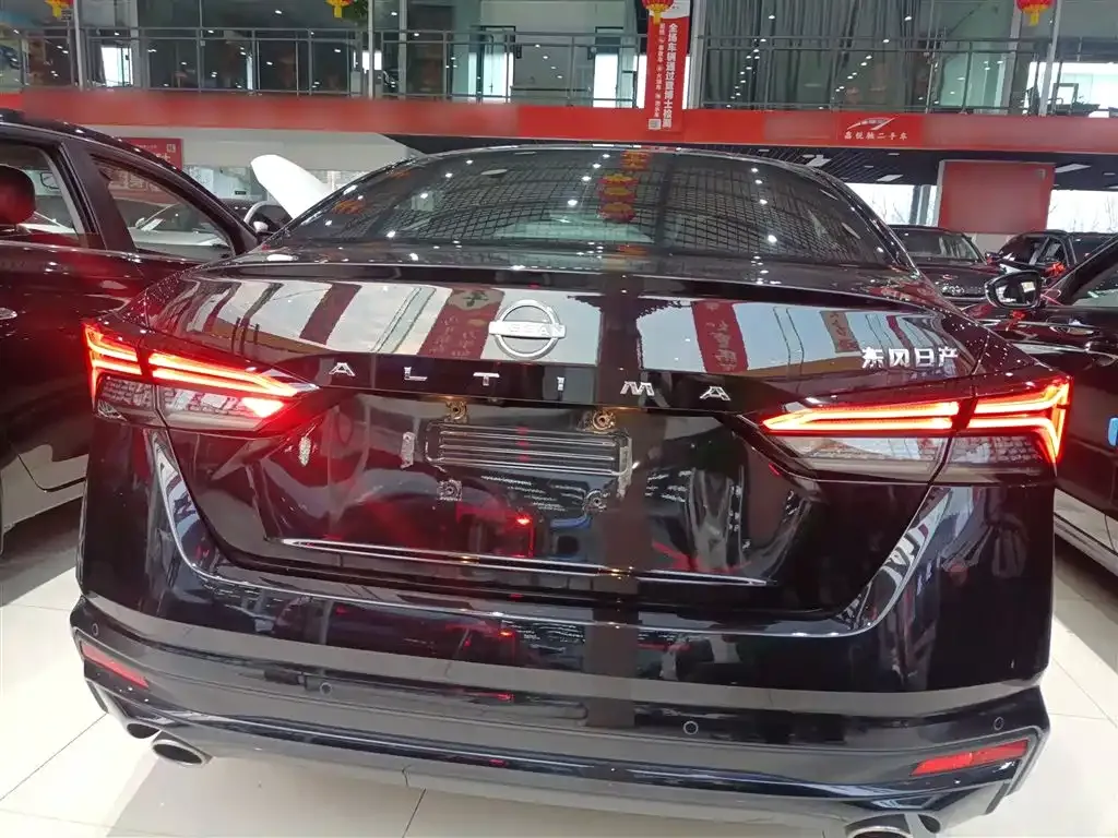 Nissan Teana 2024 из CN, фото 8