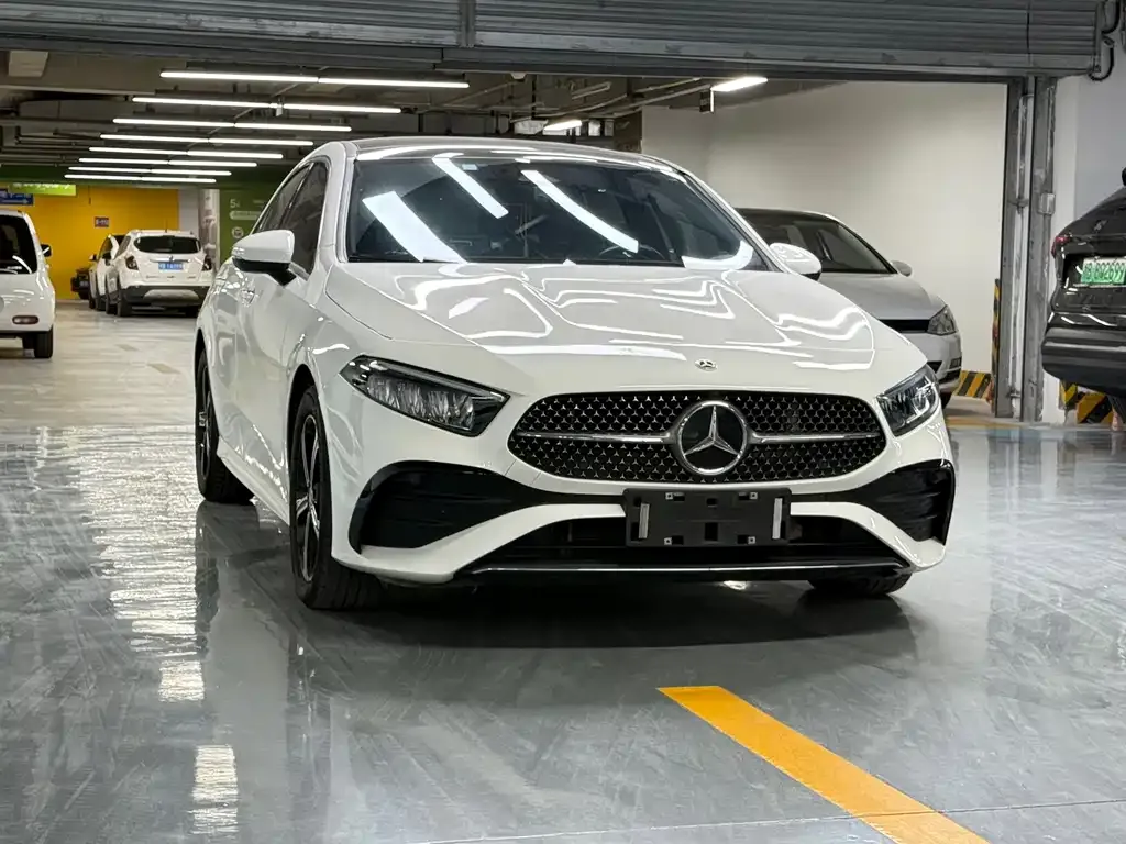Mercedes-Benz A-Class 2023 из CN, фото 6